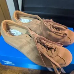 adidas Tobacco