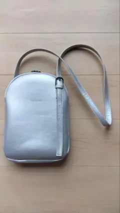 ノップドゥノッド　ショルダーバッグ