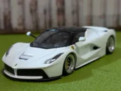 Item thumbnail for item 62f71382-60d8-4111-814b-6d5d9e366807