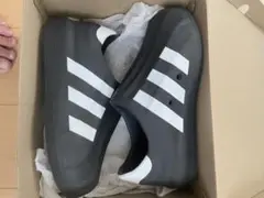 試着のみ　adidas スリッポン ブラック/ホワイト　27