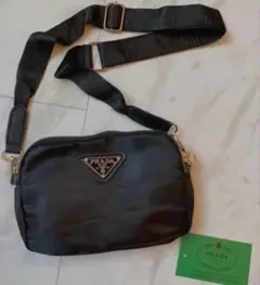 PRADA ノベルティ ミニバッグ