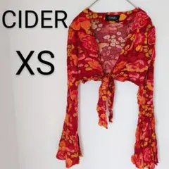 送料込❤CIDER 【XS】花柄 フレアスリーブ トップス チョリ