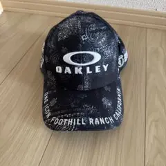 OAKLEY バンダナ柄キャップ