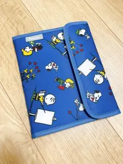 スヌーピー　母子手帳ケース