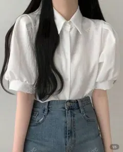 ホワイト パフスリーブ シャツ　ブラウス　美品　値上げ予定