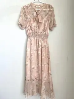 【未使用品】花柄ピンクロングワンピース 半袖　Sサイズ