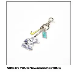 new jeans bunnys camp プレミアム席　NIKE キーリング NewJeans Bunnies Camp プレミアム特典 NIKE キーリングオン