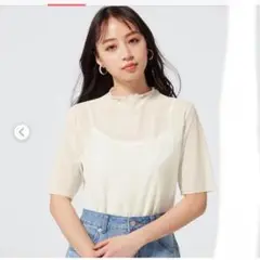GU　ジーユー　大流行　シアーＴ　5分袖　3XL オフホワイト