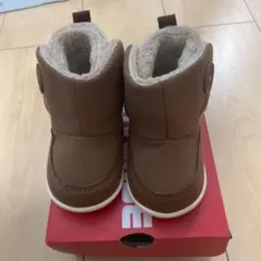 Item thumbnail for item 6fa904a4-ba37-4f3c-add9-49306daf023a