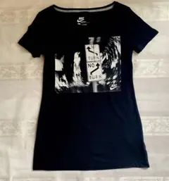 NIKE ロングTシャツ