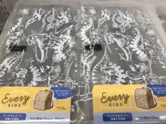 恐竜柄　お買い得❷まいセット　ランドセルカバー