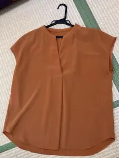 【23区】Vネック 半袖シャツ サイズ38