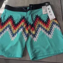 新品　30サイズ　M相当　ハーレー　HURLEY　メンズ　水着　定価9,020円