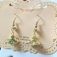 土星 フックピアス(グリーン、イエロー)