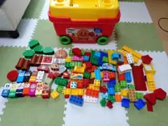 アンパンマンブロック　はじめてのブロックワゴン　アンパンマンたのしいこうえん