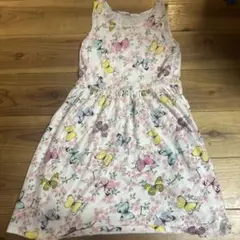 H&M 蝶と花のプリント ノースリーブワンピース 146/152