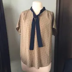 ロートレアモン半袖ブラウス