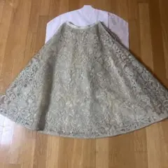 セルフォード　素敵なレースのスカート