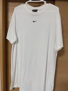 NIKE エッセンシャルドレス Tシャツ
