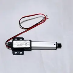 Item thumbnail for item c7fb2836-7cce-4f57-9fef-f82a3d6ff07a