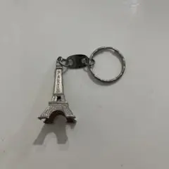 パリで購入　エッフェル塔 キーホルダー メタル製