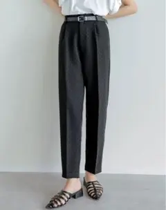 美品　リエディ　ドット柄テーパードパンツ Mサイズ