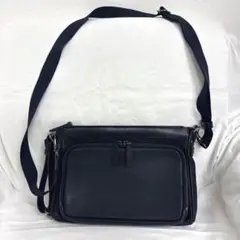 フジタカ　ブラック レザー ショルダーバッグメンズ　超美品