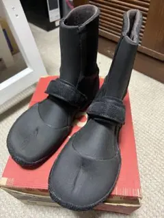 サーフブーツ