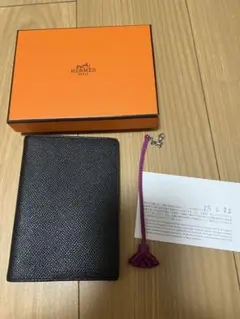 エルメス 手帳ケースとチャーム