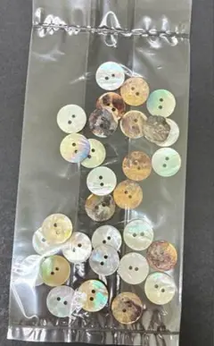 国産　アコヤ貝　真珠貝ボタン　18mm 30枚