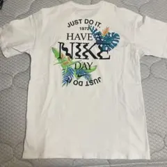 【75%off】NIKE ホワイトTシャツ メンズサイズS