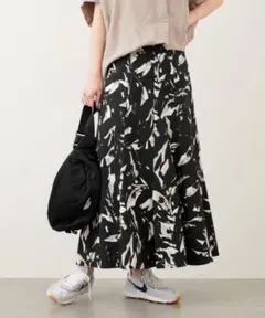 美品　ジャーナルスタンダード　とろみ　ロングフレアスカート　人気完売品