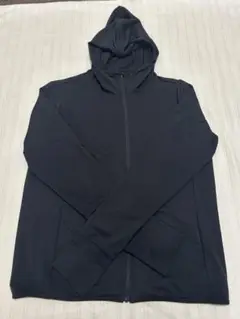 ユニクロ　エアリズム　UVメッシュパーカー
