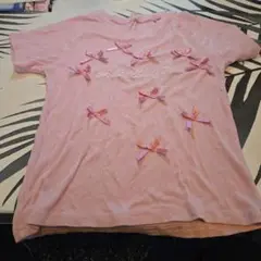 リボン付きTシャツ