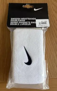 Nike ダブル幅　スウォッシュリストバンド 新品未使用　　ホワイト