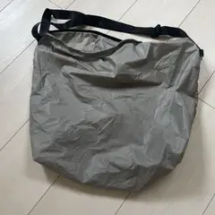【ネーエ】パッカブルショルダーバッグ　ライトグレー