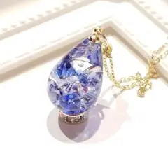 1703.スワロ入り♡ しずく型レジンネックレス♡