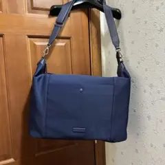 COLE HAAN GRAND SERIES ショルダーバッグ ネイビー