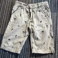 キッズ　BACK NUNBER KIDS 刺繍ハーフパンツ　半ズボン130サイズ