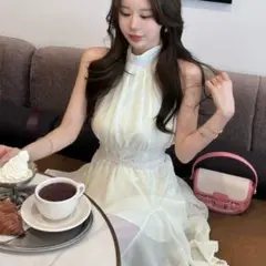 qung ホルターネックシフォンミニops