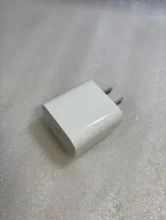 【匿名配送】Apple 純正 20W Type-C 電源アダプタ A2305