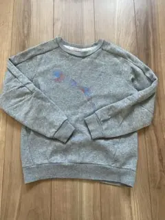 PUMA グレー スウェットトレーナー