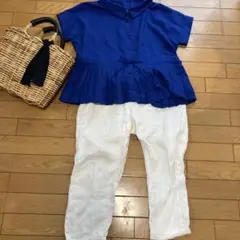 ブルーブルーエ　綺麗な青ブラウス