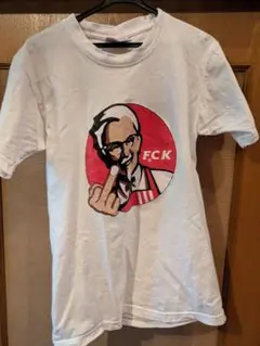 【タイ産パロディー&ジョークTシャツ】KFCならぬFCK？下品カーネル