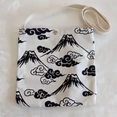 富士山と雲のキャンバスサコッシュ　和柄ショルダーバッグ　新品