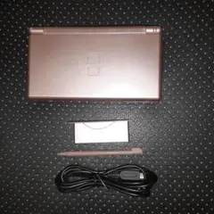 NINTENDO DS LITEニンテンドーDS LITE メタリックロゼ
