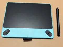 Wacom ペンタブレット 本体 水色 2019年購入、暗所にて保管