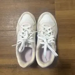 NUOVO GHI ホワイト スニーカー 20cm