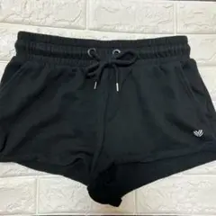 FOREVER 21 ブラックショートパンツ M 黒　ルームウェア　ショーパン