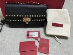 美品。ヴァレンティノ VALENTINO スタッズ ショルダー バッグ 黒